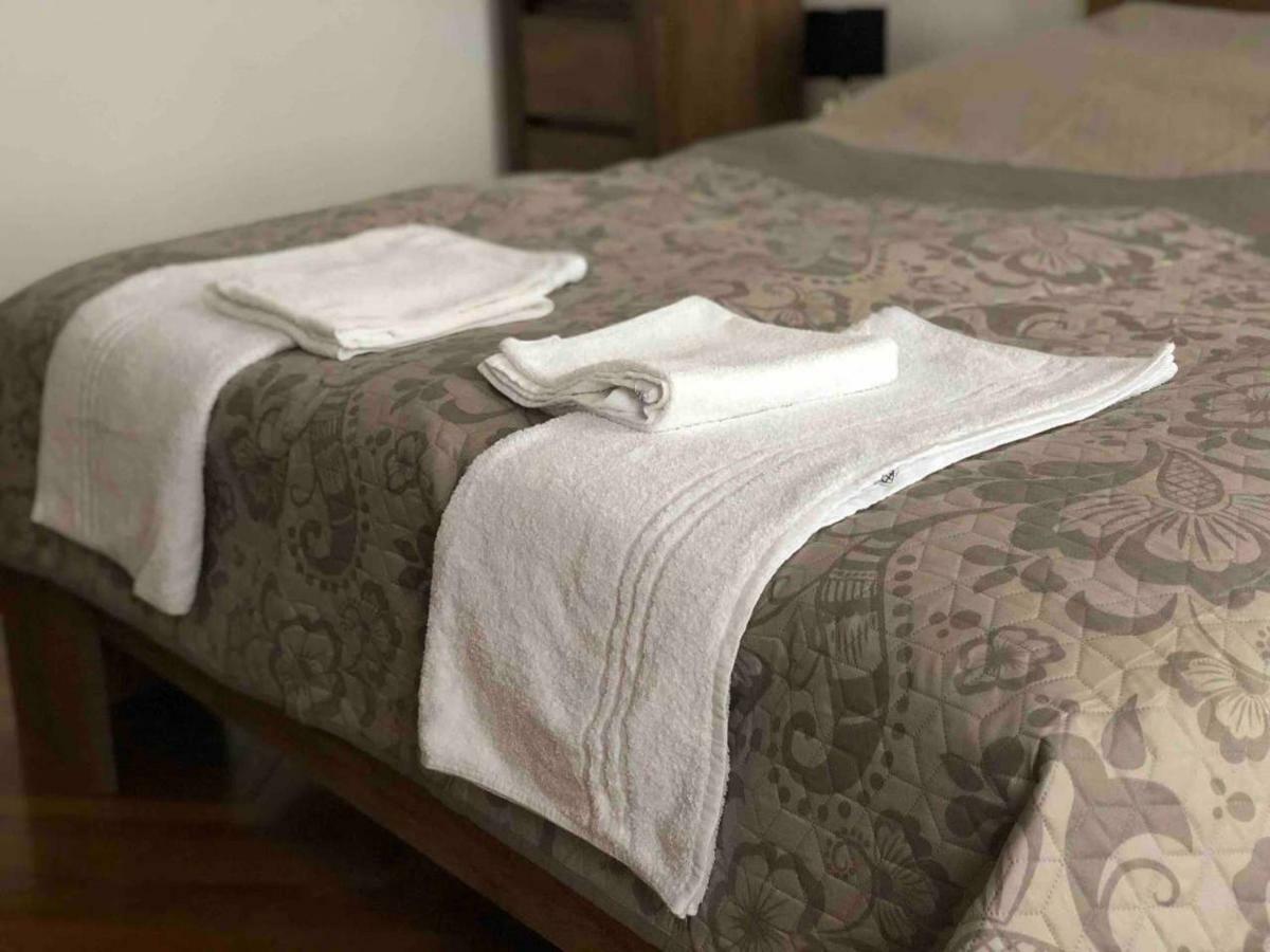 Centrally-Located Authentic Apartment Wien Eksteriør billede